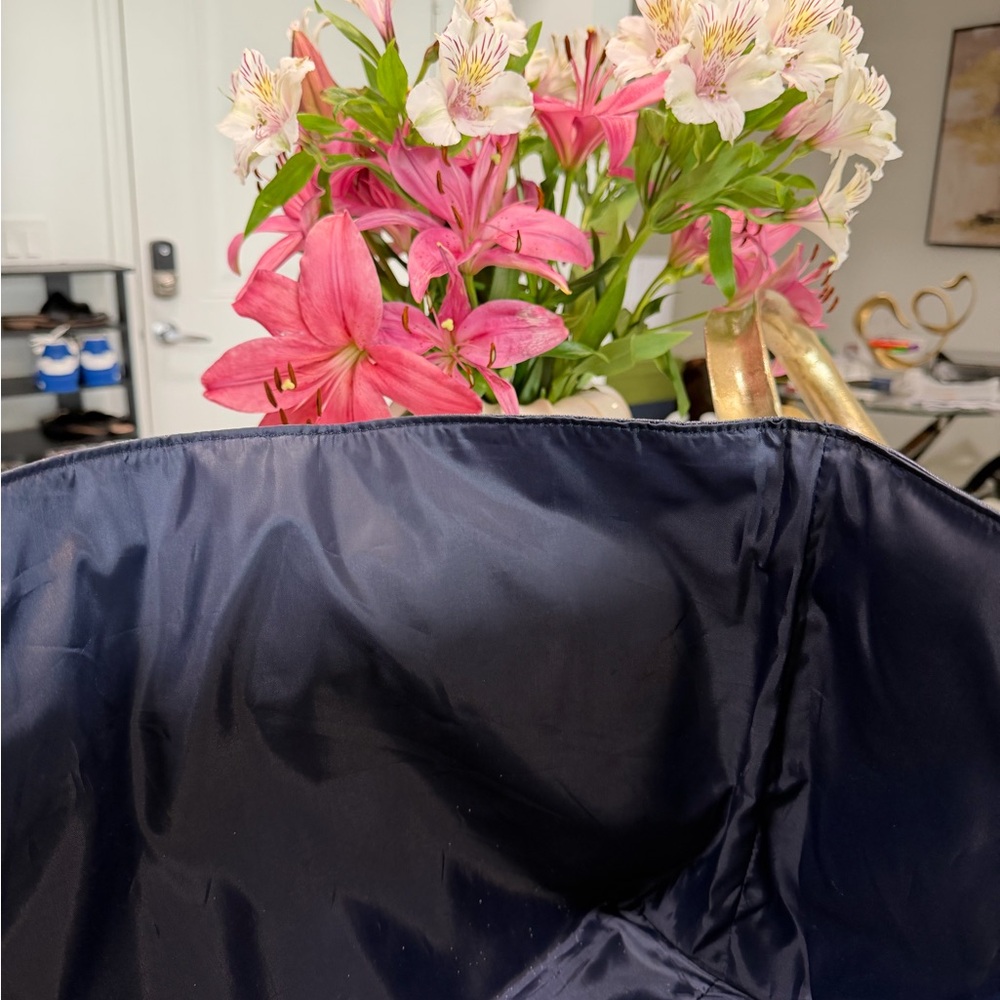 Elegant Navy Blue Tote Bag - Picture 5 of 5